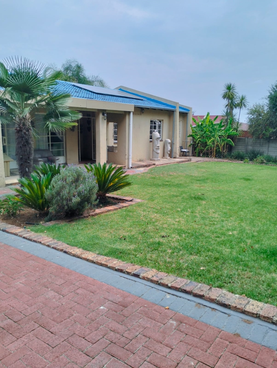 3 Bedroom Property for Sale in Sasolburg Free State